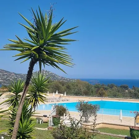 Agay Cap Esterel Village Allee Fleurs - F2 Clim Vue Golf Et - Grande Terrasse Plein Sud * Saint-Raphaël