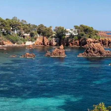 Agay Cap Esterel Village Allee Fleurs - F2 Clim Vue Golf Et - Grande Terrasse Plein Sud Lägenhet