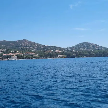 Agay Cap Esterel Village Allee Fleurs - F2 Clim Vue Golf Et - Grande Terrasse Plein Sud Lägenhet *