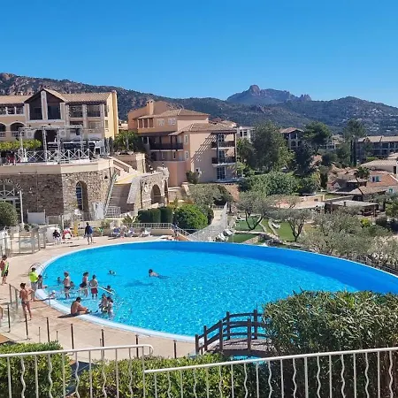 Apartment Agay Cap Esterel Village Allee Fleurs - F2 Clim Vue Golf Et - Grande Terrasse Plein Sud Saint-Raphaël